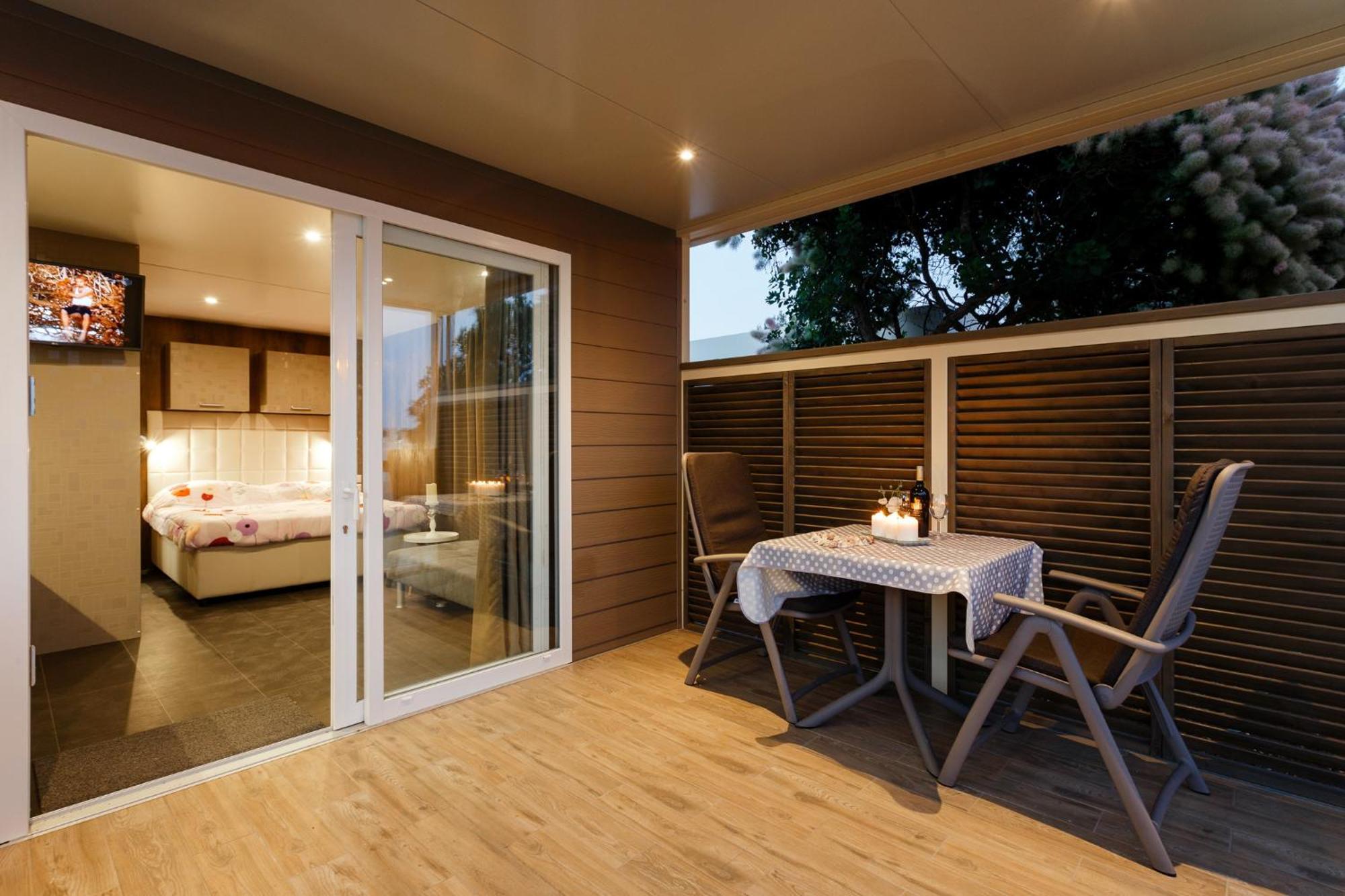 Mobile Homes - Fkk Nudist Solaris 4*