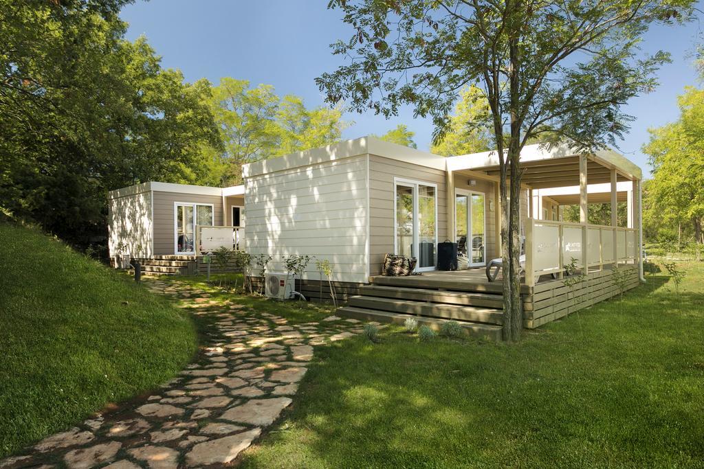 Ferienpark Mobile Homes - Fkk Nudist Solaris Tar-Vabriga